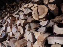 薪　広葉樹　10㎏～25㎏(送料込)